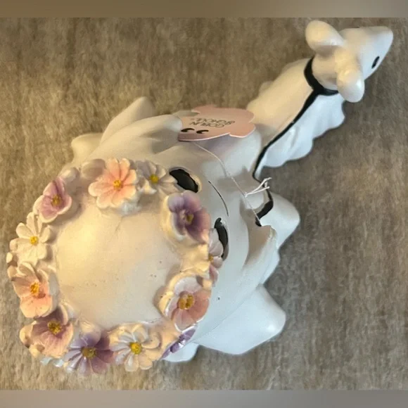 GOBLIN & GHOUL Ghost Girl W Flower Crown Walking Dog Figurine Tabletop Decor NWT - Picture 4 of 5